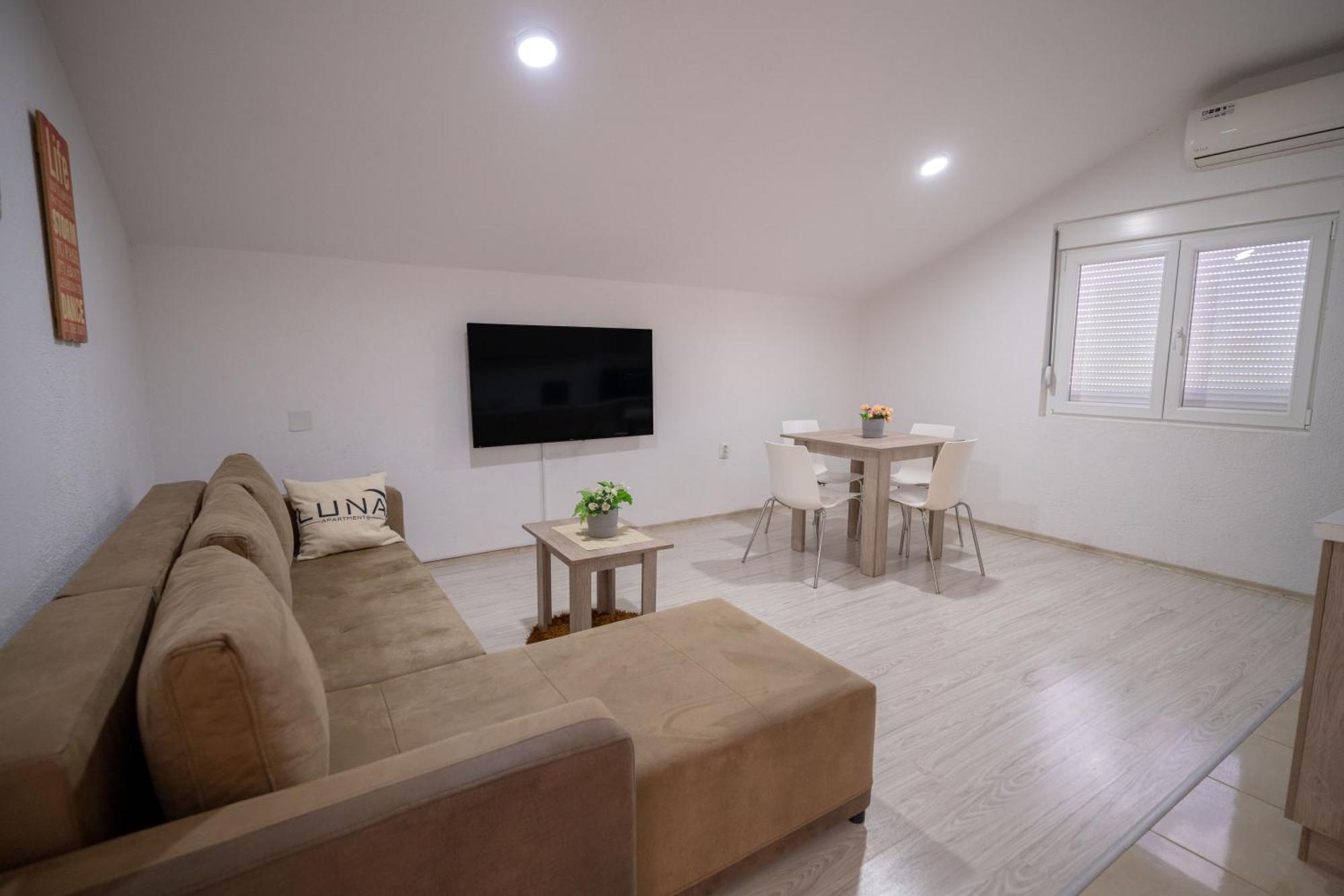 Luna Apartments גבגלייה מראה חיצוני תמונה