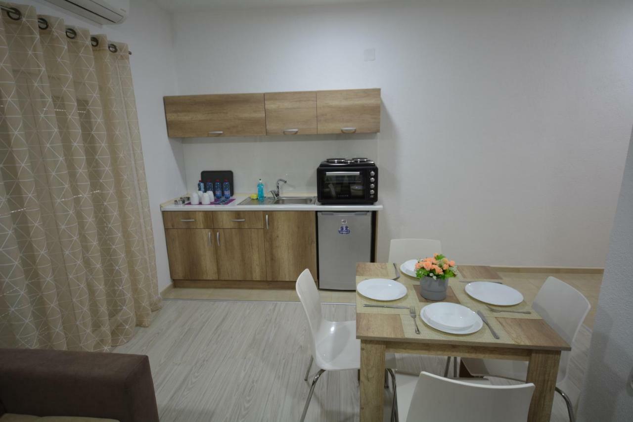 Luna Apartments גבגלייה מראה חיצוני תמונה